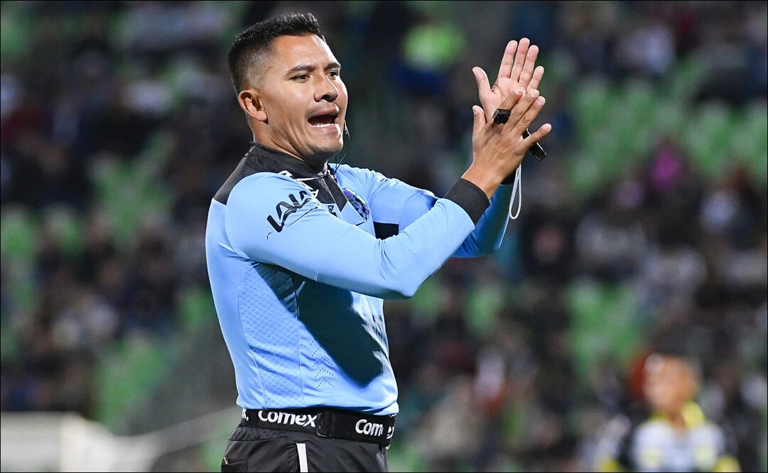 El VAR es el que pita en México