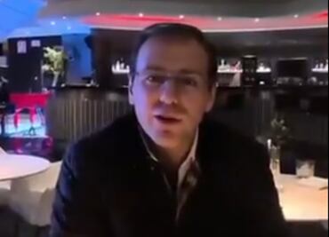 Abogado de la víctima de Simón Levy graba desde restaurante con piano rojo en Lisboa; estamos muy lejos de EU, confirma