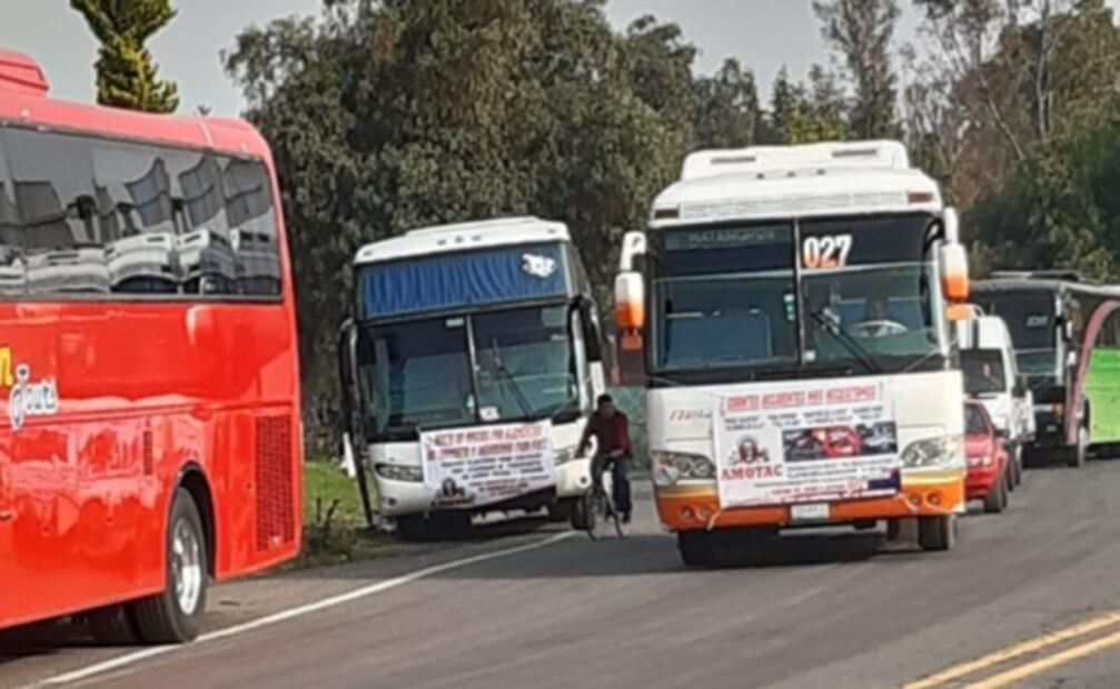 Transportistas exigen retirar casetas de peaje; descartan bloqueo en la México-Pachuca