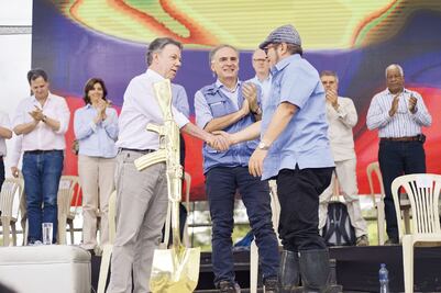 No le fallamos a Colombia; bienvenida la paz: FARC