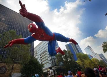 Reanudan circulación en Reforma tras desfile
