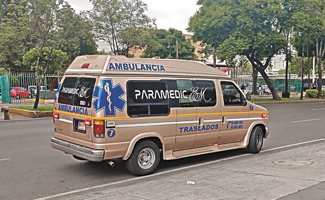 Luego de diversas quejas, el gobierno local anunció la regularización de las ambulancias patito en febrero pasado. Foto: Valente Rosas/ EL UNIVERSAL.