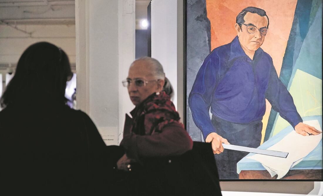 La muestra titulada Pedro Ramírez Vázquez reúne más de mil piezas, entre documentos, planos, ropa, cuadernos, joyas y muebles que dan cuenta de las facetas del creador como arquitecto y diseñador. Foto: Germán Espinosa / EL UNIVERSAL