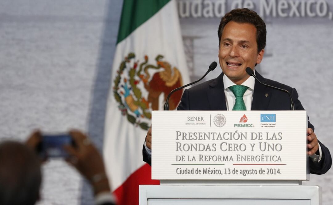 Emilio Lozoya, the former Pemex chief, is accused of taking bribes from important companies - Photo/Tomas Bravo/REUTERS