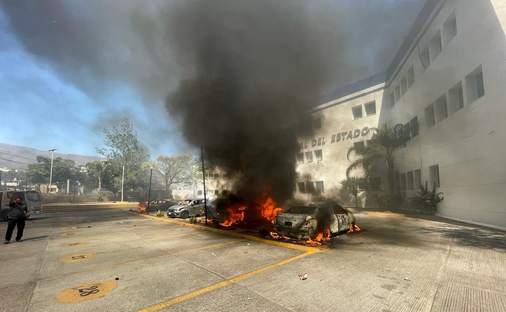 Normalistas de Ayotzinapa. Foto: Arturo de Dios Palma