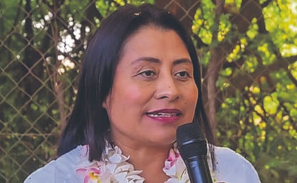 Directora de Colegio de Bachilleres impone familiares sin experiencia