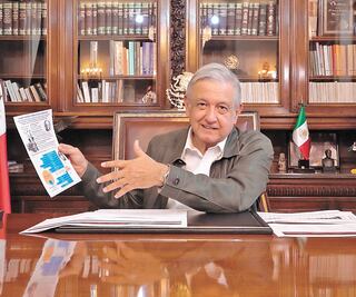 Pide AMLO ahorrar ante caída económica
