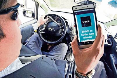 Revisará la Semovi alza a las tarifas de Uber