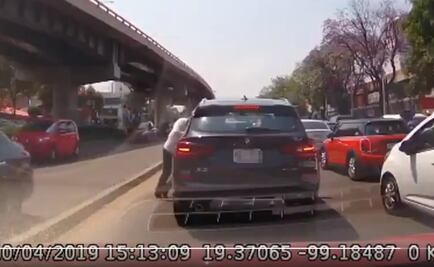 Captan en video asalto en 20 segundos a camioneta en Mixcoac