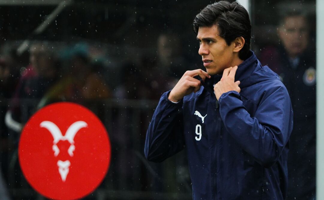 Delantero de Chivas. Foto: Imago 7