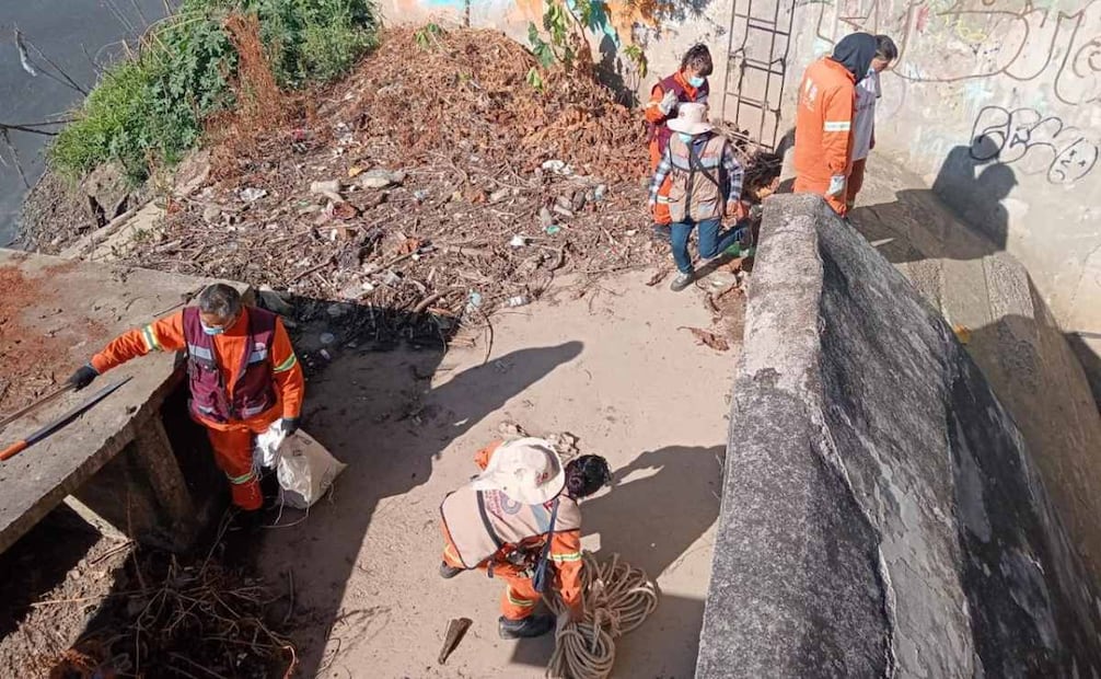 Alcaldía Álvaro Obregón despliega brigadas de salud en las colonias aledañas a la Presa Tequilasco.
Foto: Especial.