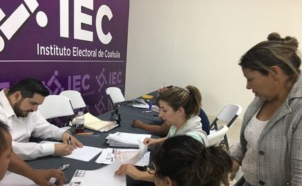 Instituto Electoral de Coahuila revisa trámites electorales durante la madrugada