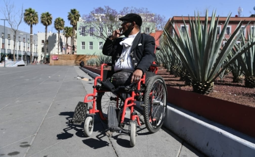 Aplicación de vacunas, amor en pandemia e inicio de la cuaresma, entre las fotos de la semana