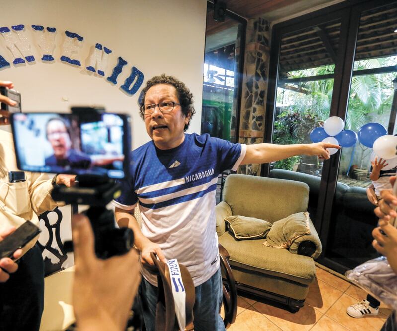 El periodista Miguel Mora fue detenido por la policía de Nicaragua por atentado a la soberanía. Foto: ARCHIVO AP