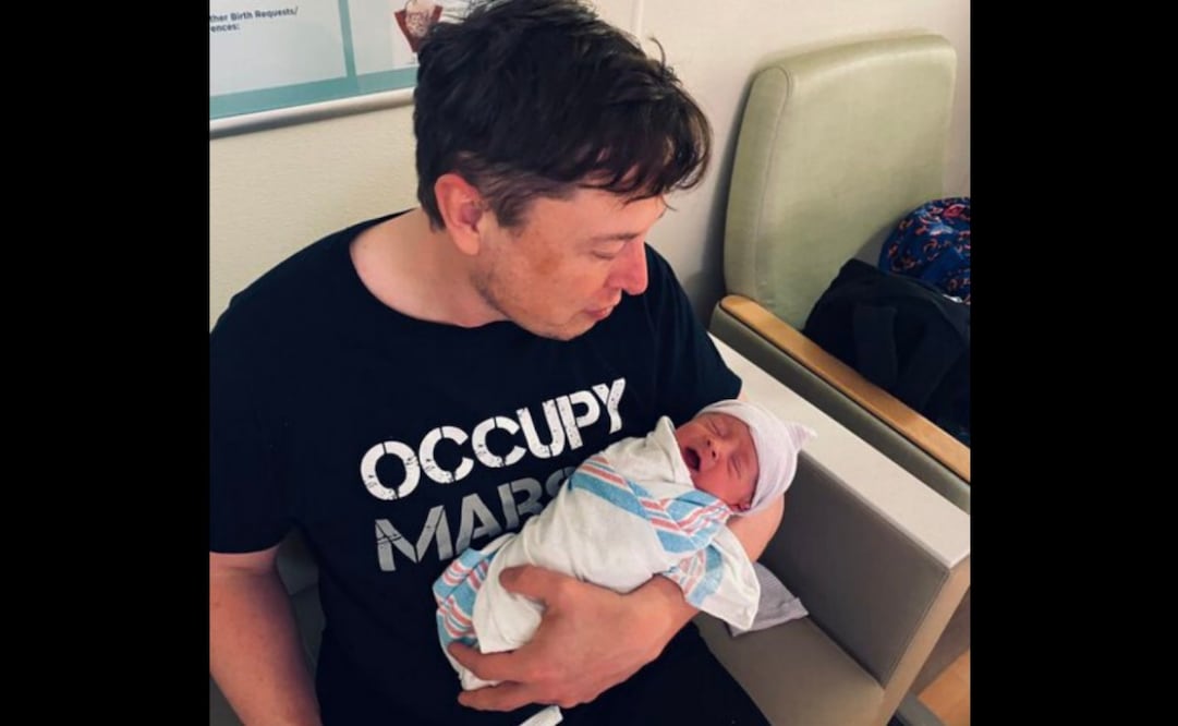 Musk anunció el nacimiento de su hijo en Twitter.