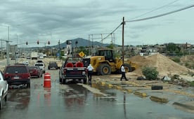 Suspenden clases en tres municipios de Baja California Sur; lluvias y daños en vialidades mantienen alerta