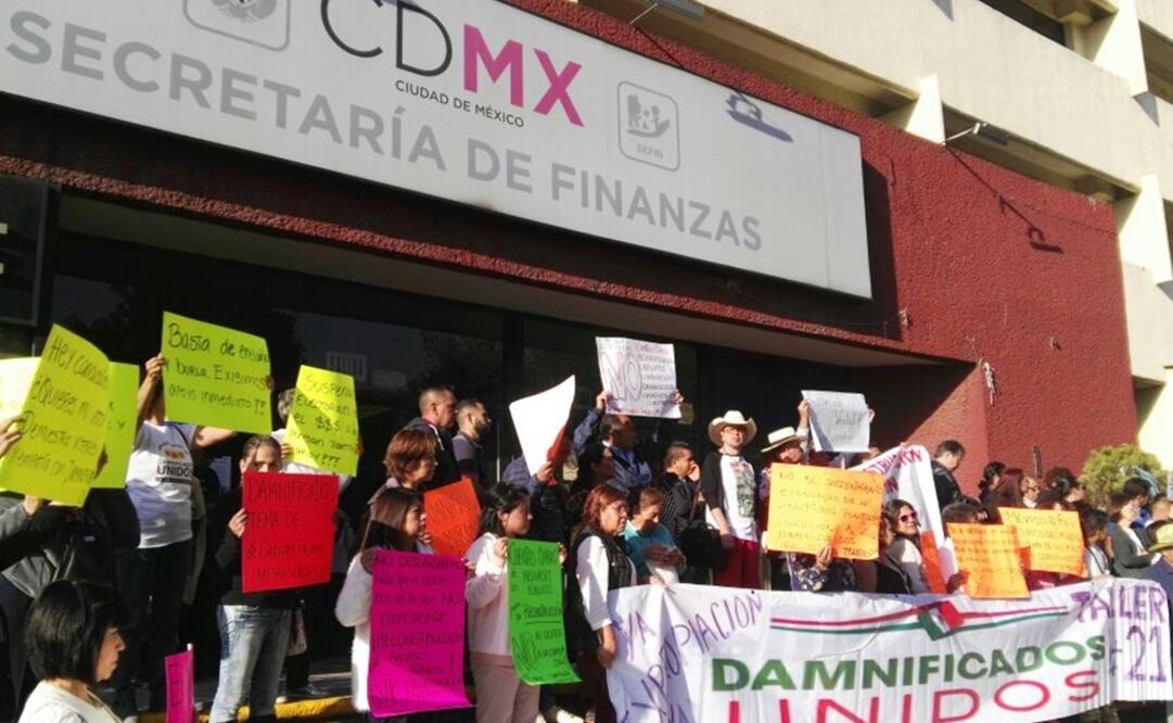 (Fotografía: Cortesía de damnificados Multifamiliar de Tlalpan)