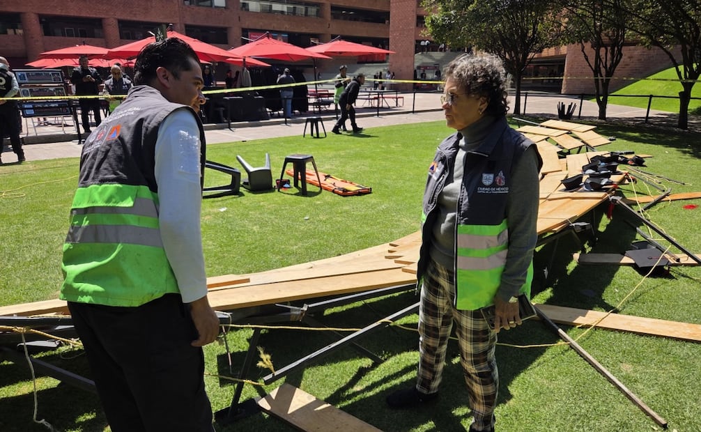 SGIRPC atiende caída de gradas en universidad de Álvaro Obregón. Foto: @SGIRPC_CDMX