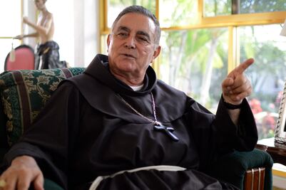 Se equivocan los que le atribuyen pactos ilegales al obispo Salvador Rangel: CCM