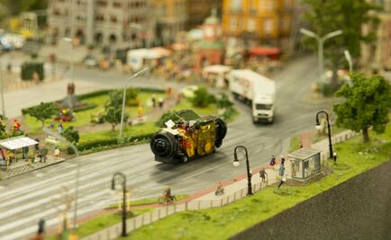 Un paseo por la ciudad miniatura con Street View