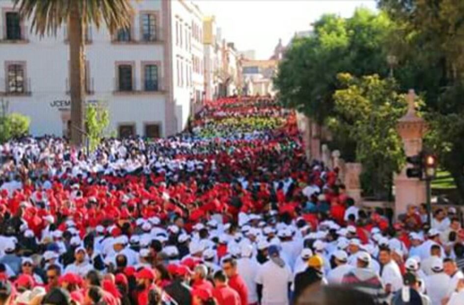 Día del Trabajo. Sindicatos y maestros marchan en estados