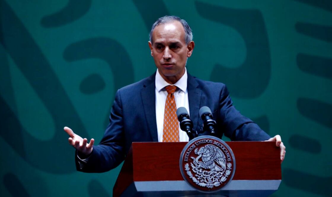 “Necesitamos esos especialistas con urgencia y eso es el propósito de hacer este tipo de contrataciones", dijo López-Gatell. Foto: Diego Simón Sánchez