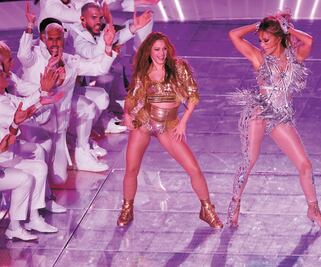 Shakira y Jennifer Lopez encienden Miami en el Super Bowl LIV