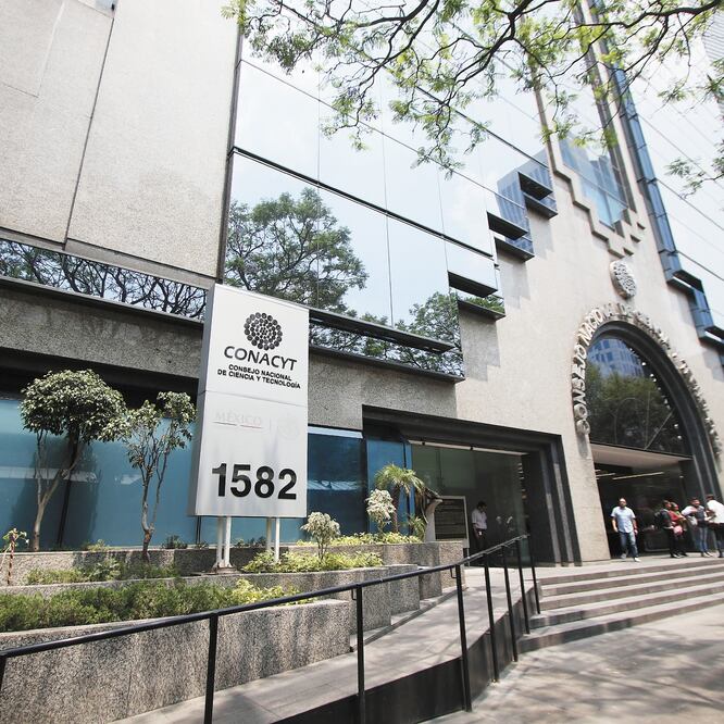 Alumnos de posgrado han sido informados sobre la falta de recursos en el Infotec; a causa de la propuesta de austeridad de la directora del Conacyt.