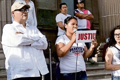 Exigen en Nuevo León frenar plagios, violencia y feminicidios