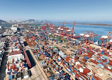 China crecerá 5.4%, pero se frenará en 2024, anticipa el FMI