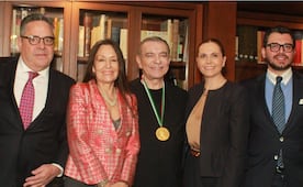 Dan medalla Francisco Ibarra López al Mérito Empresarial en Comunicación 2026 a Ramón Alberto Garza; destacan su trayectoria profesional