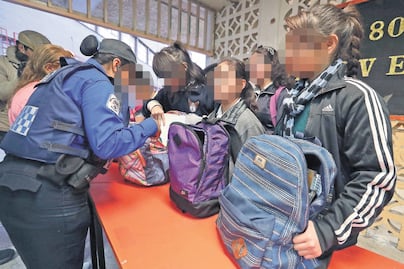 Implementan Mochila Segura en la Preparatoria 2