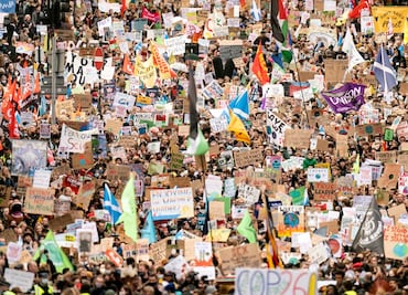 Greta Thunberg y activistas piden más acción y menos palabras para frenar el cambio climático