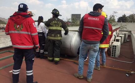 Reportan fuga de gas en Laboratorio de Salud Pública del Edomex 