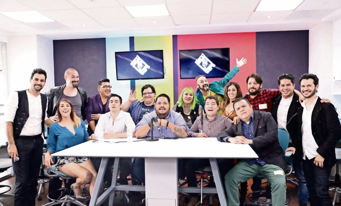 El elenco del programa de Telehit que inicia transmisión el 24 de octubre. (IVÁN STEPHENS. EL UNIVERSAL)