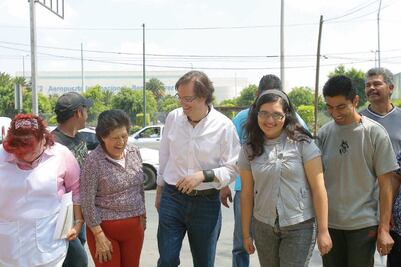 Demandan universidad en terrenos del AICM