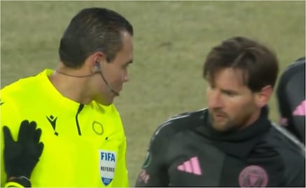 Marco Antonio 'Gato' Ortiz, árbitro mexicano le pide su camiseta a Lionel Messi; así reaccionó la estrella argentina 