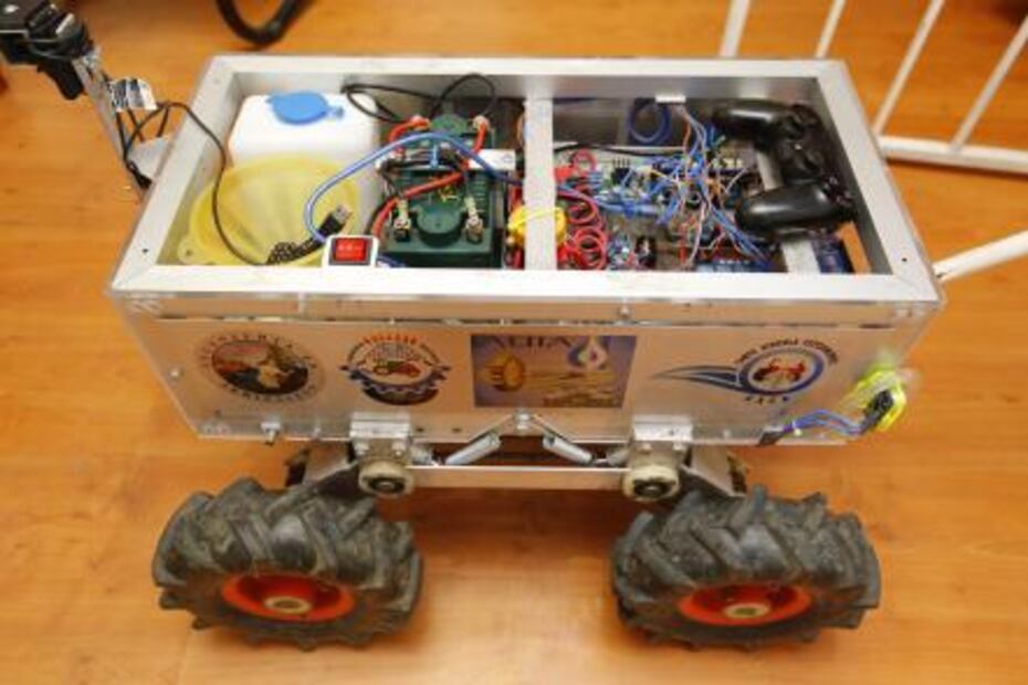 De niño campesino a creador de robot 