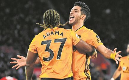 Siguen los halagos por Raúl Jiménez en Inglaterra