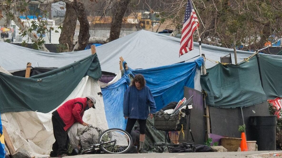 En Estados Unidos 40 millones de personas viven por debajo de la línea oficial de pobreza (Foto: AFP)