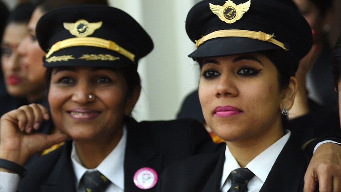 En India, las aerolíneas buscan resolver la alta demanda de viajes aéreos con una mayor contratación de mujeres piloto. (Foto: Getty Images)
