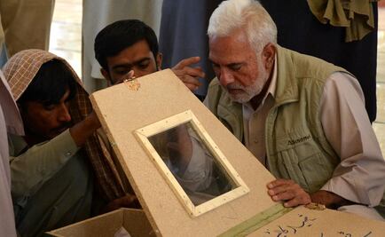 Pakistán despide a víctimas de ataque a academia de policía