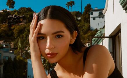 Usuarios recolectan firmas para que le retiren el reconocimiento de "mujer del año" a Ángela Aguilar