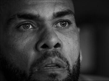 Fiscalía se opone a que Dani Alves siga su caso en libertad provisional; consideran que existe riesgo de fuga