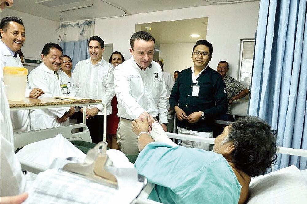 Amplían servicios. Mikel Arriola dijo que el IMSS tendrá una expansión del servicio en Quintana Roo y se atenderán viejas demandas (FOTO TOMADA DE TWITTER)