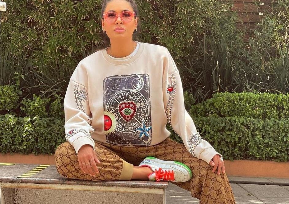 Galilea Montijo optó por crear su propia combinación con ropa y accesorios de varias marcas internacionales y nacionales / Foto: Instagram @galileamontijo