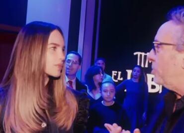 Belinda, ganando como siempre: presume momento con Tim Burton