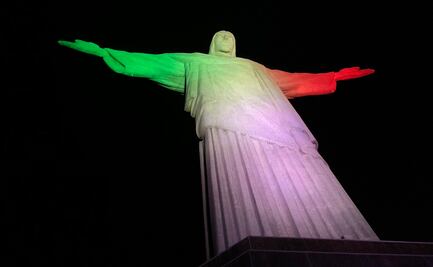 Iluminan al Cristo Redentor con colores de la Bandera de México