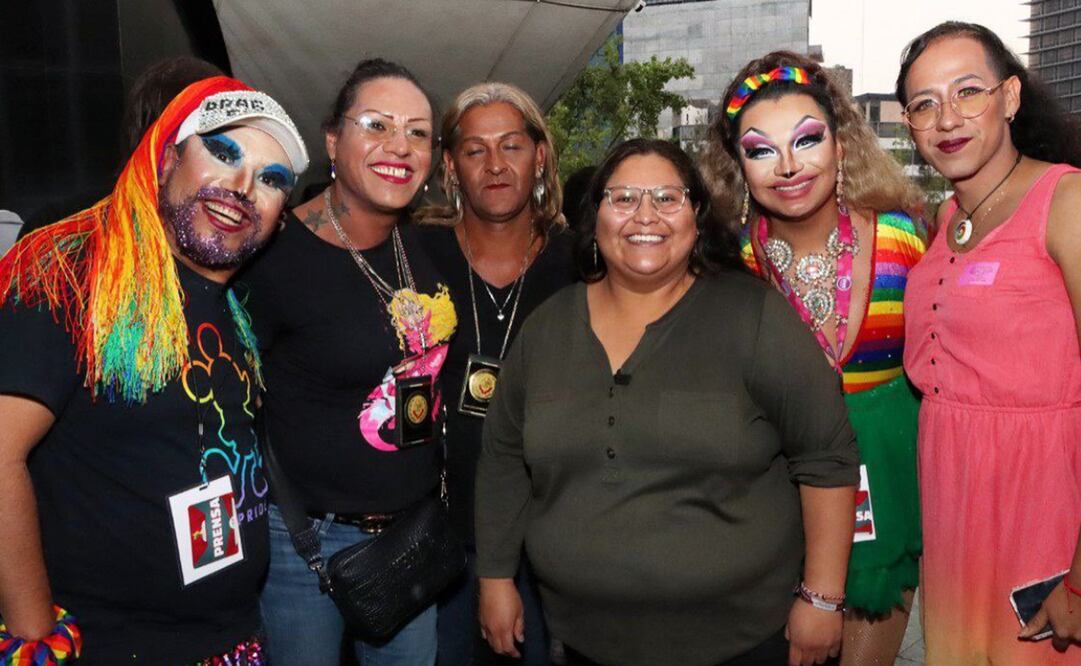 Senadora Citlalli Hernández y Drag Gordis en el Senado. Foto: Twitter @CitlaHM