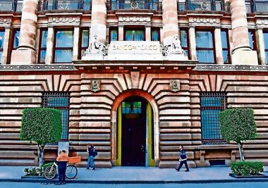 El peso mexicano perdió todo su valor en 15 años